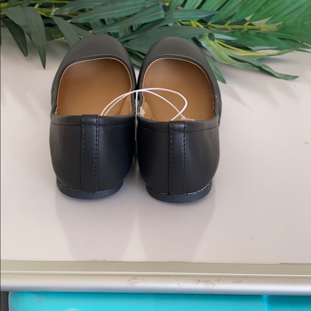 Shoes - Picture 4 of 5